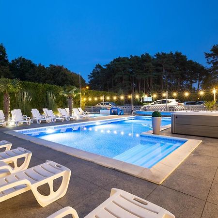Ambre Mare - Wypoczynek Pod Palmami Bed & Breakfast โปเบียโรโว ภายนอก รูปภาพ