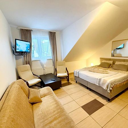 Ambre Mare - Wypoczynek Pod Palmami Bed & Breakfast โปเบียโรโว ภายนอก รูปภาพ