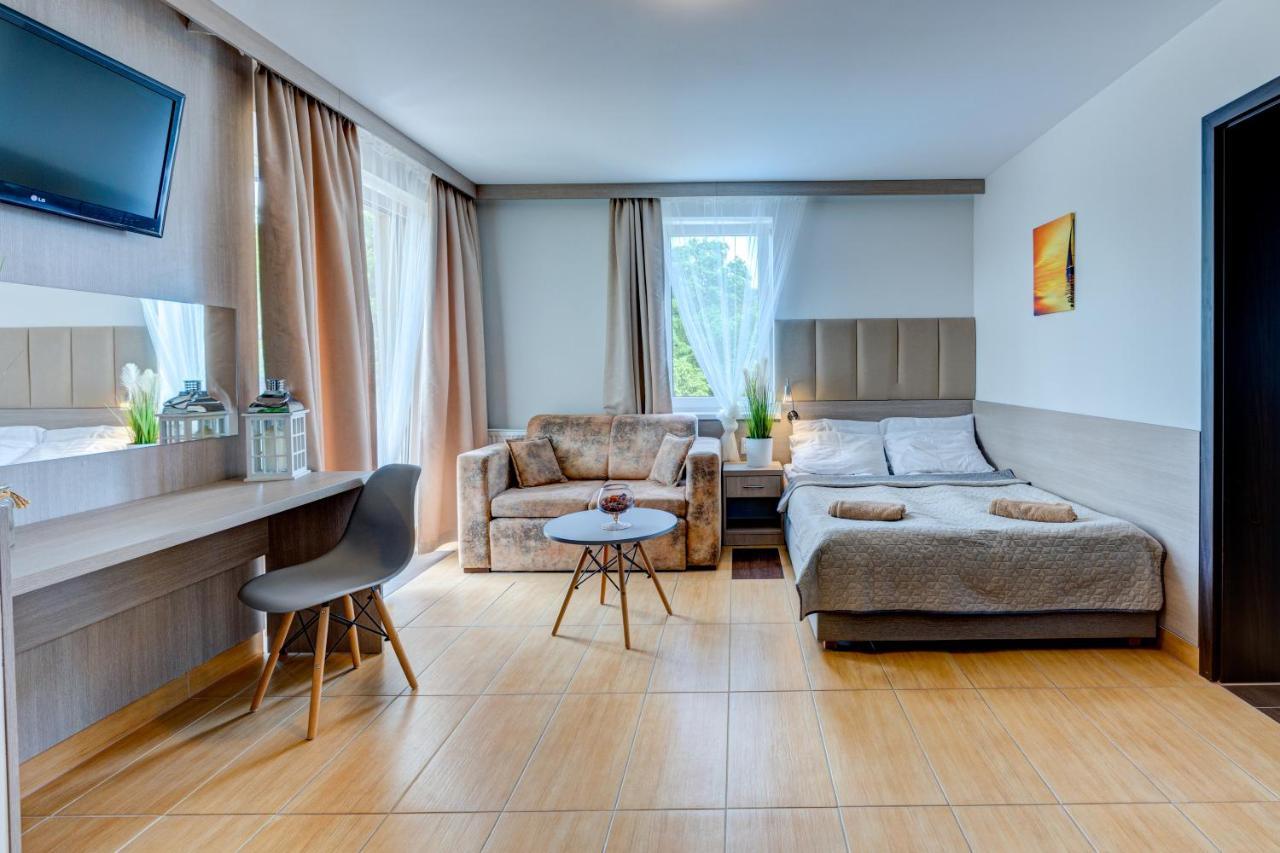 Ambre Mare - Wypoczynek Pod Palmami Bed & Breakfast โปเบียโรโว ภายนอก รูปภาพ