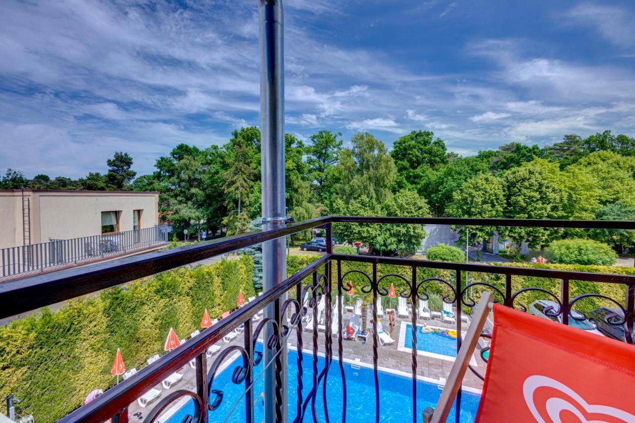 Ambre Mare - Wypoczynek Pod Palmami Bed & Breakfast โปเบียโรโว ภายนอก รูปภาพ