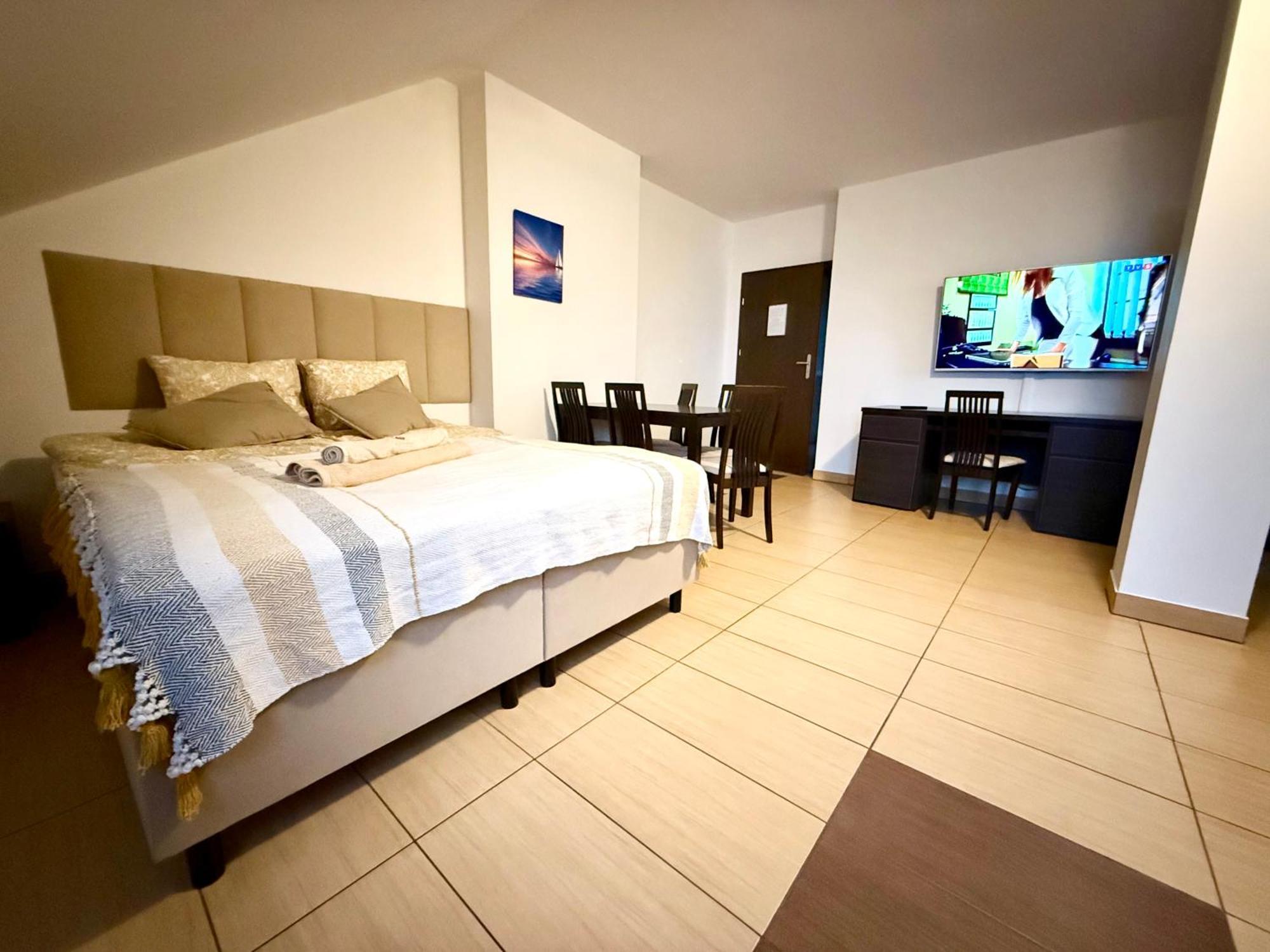Ambre Mare - Wypoczynek Pod Palmami Bed & Breakfast โปเบียโรโว ภายนอก รูปภาพ