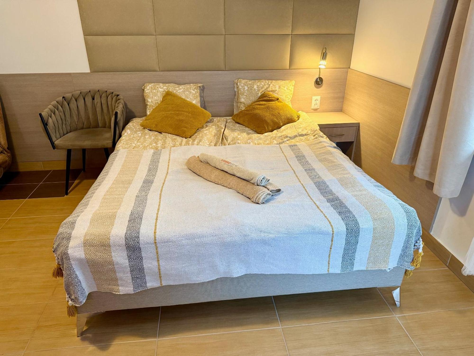 Ambre Mare - Wypoczynek Pod Palmami Bed & Breakfast โปเบียโรโว ภายนอก รูปภาพ