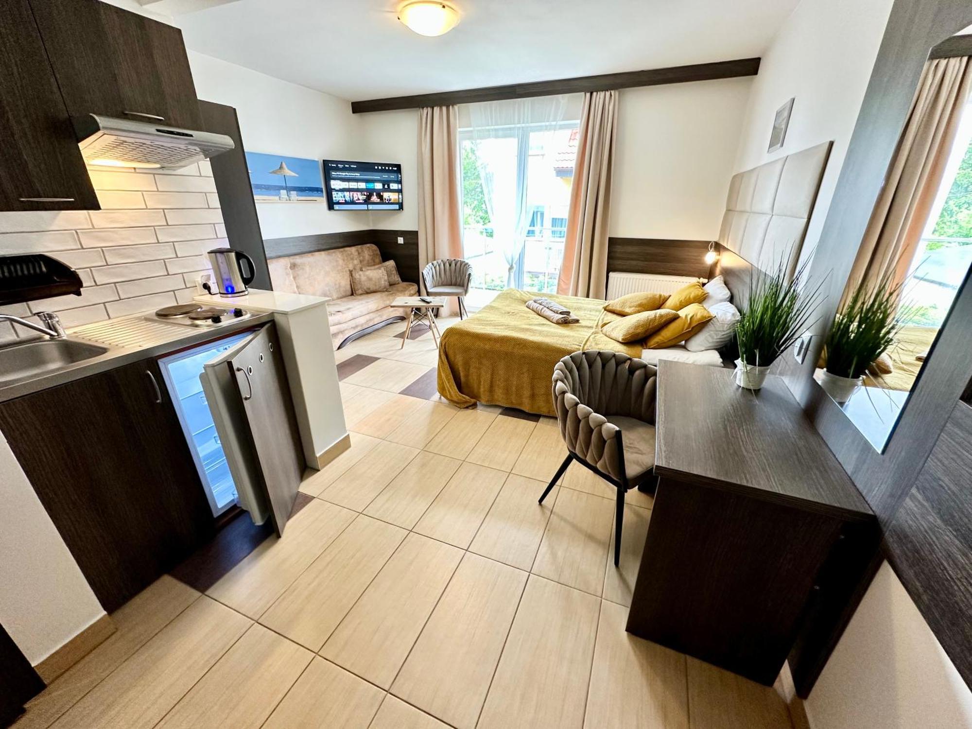 Ambre Mare - Wypoczynek Pod Palmami Bed & Breakfast โปเบียโรโว ภายนอก รูปภาพ